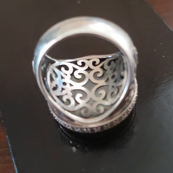 VINTAGE STERLING SILVER MOTHER OF PEARL RING - Picture 4 of 7